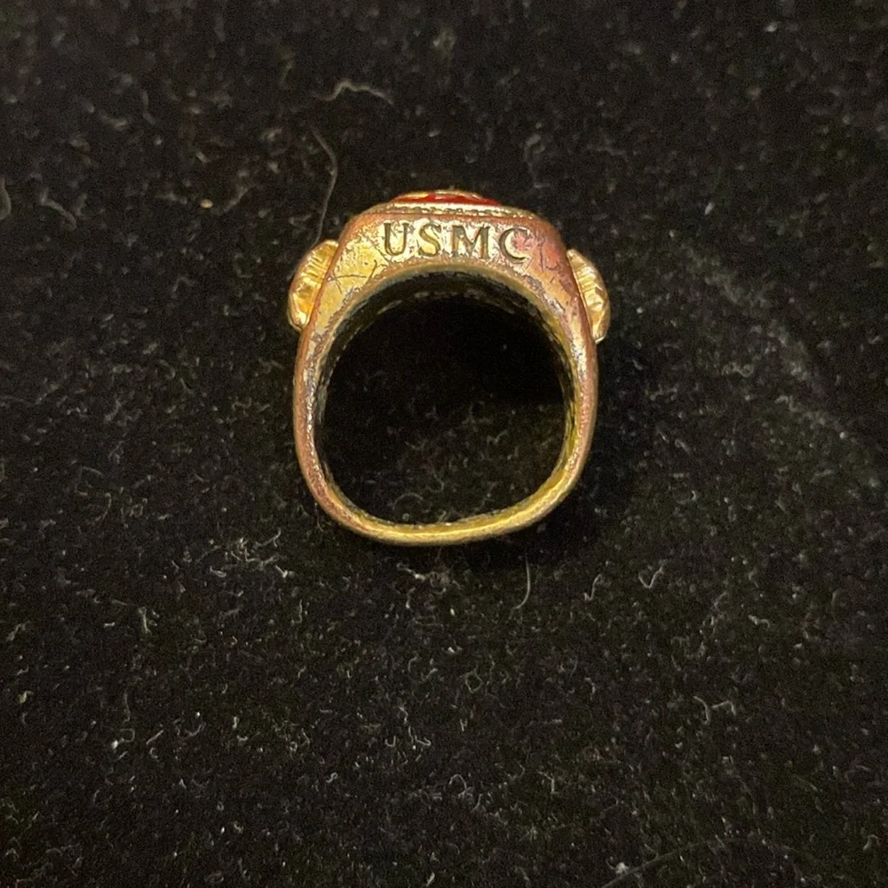 Gold and Red Marine Corps Ring Milton - Picture 12 of 16